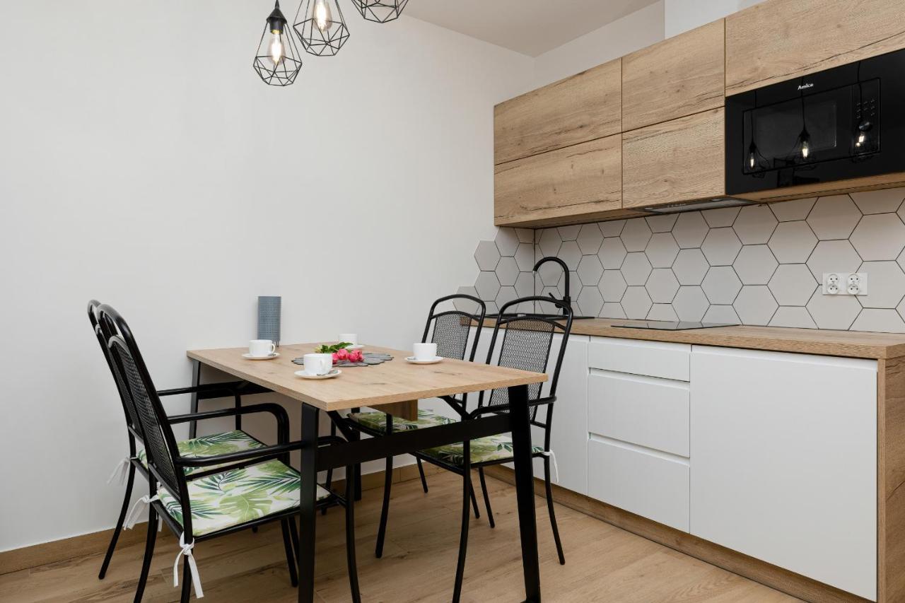 Apartamenty Zielona 11 By Noclegi Renters Мендзыводзе Экстерьер фото
