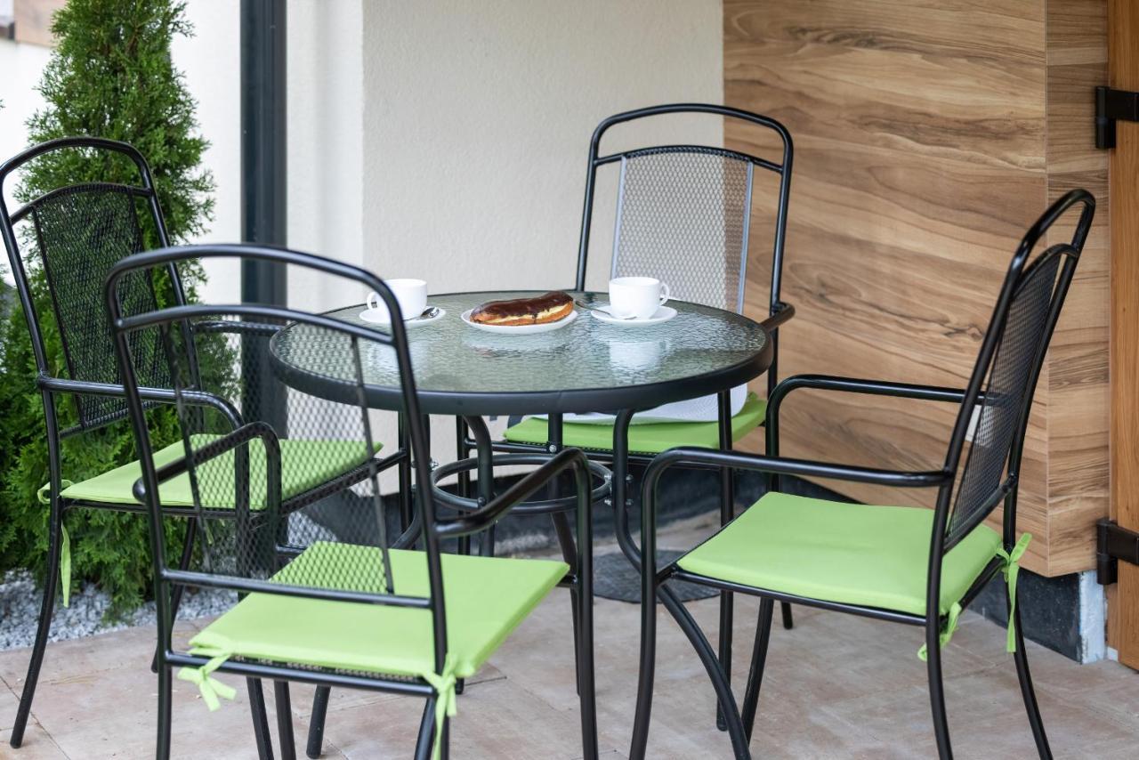 Apartamenty Zielona 11 By Noclegi Renters Мендзыводзе Экстерьер фото